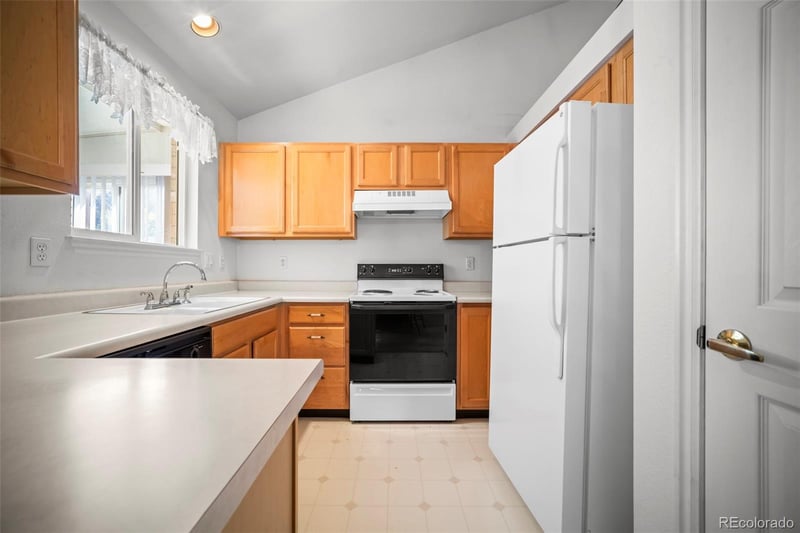 2871 Elaine Dr, Broomfield, CO 80020