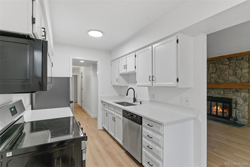 17620 E Loyola Dr #1722R, Aurora, CO 80013