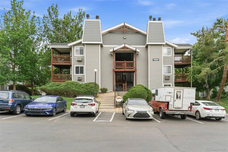 17620 Loyola Dr #1722R, Aurora, CO 80013