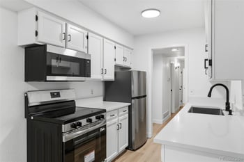 17620 E Loyola Dr #1722R, Aurora, CO 80013