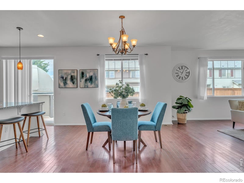 25447 4th Ave, Aurora, CO 80018