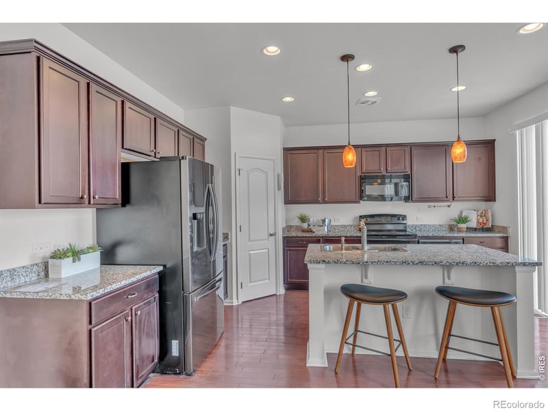 25447 4th Ave, Aurora, CO 80018