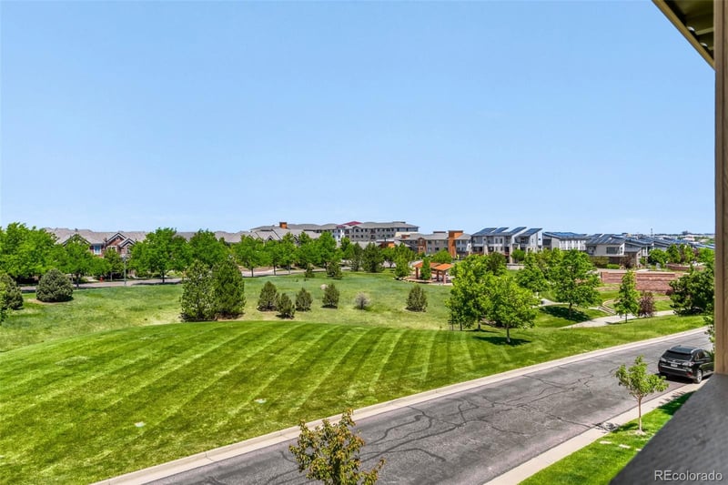 10262 Greentrail Cir, Lone Tree, CO 80124