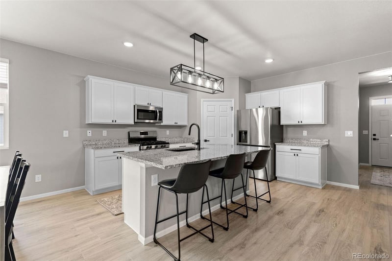 10359 Chinook St, Longmont, CO 80504