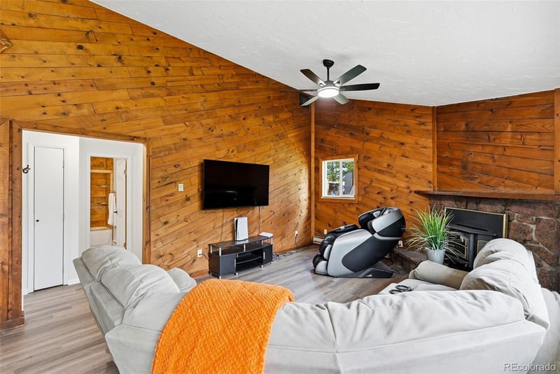167 Pinon Rd, Bailey, CO 80421
