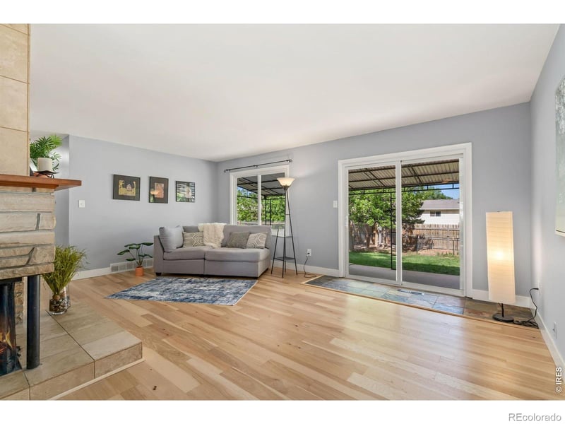 824 Timber Ln, Fort Collins, CO 80521