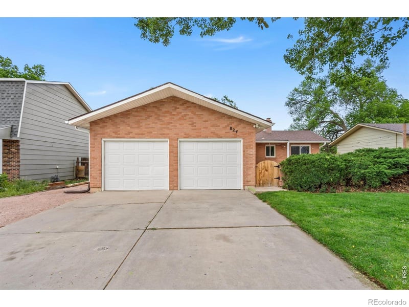 824 Timber Ln, Fort Collins, CO 80521