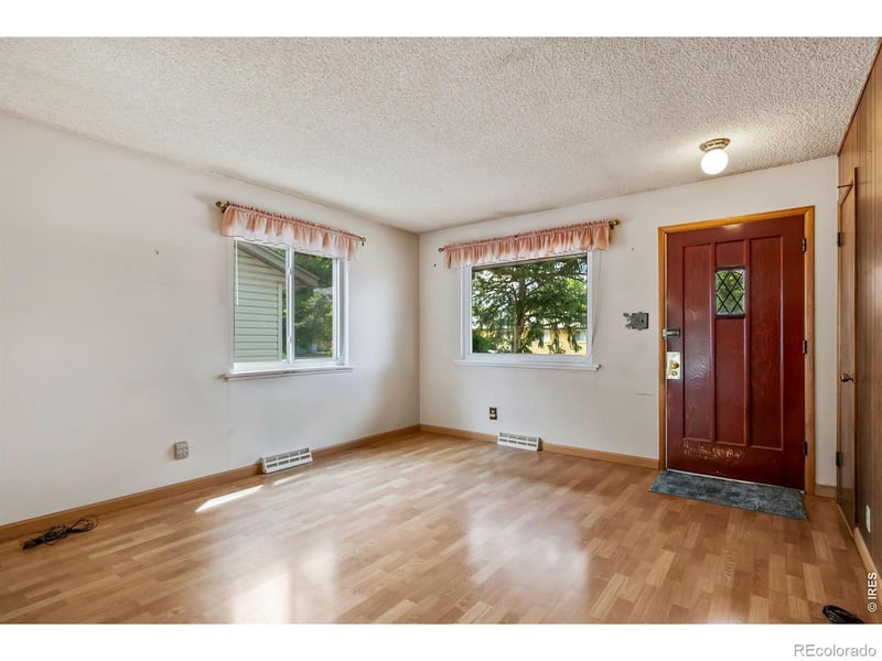 1038 Aspen St, Longmont, CO 80501