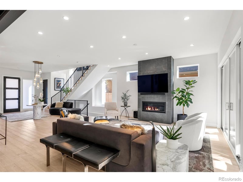 1983 Saint Paul St, Denver, CO 80210