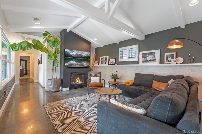 925 Teller St, Lakewood, CO 80214
