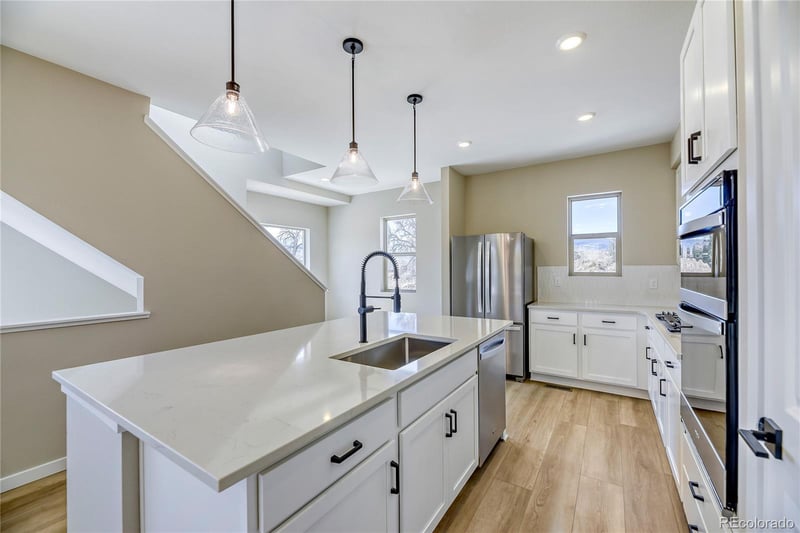 15294 68th Pl, Arvada, CO 80007