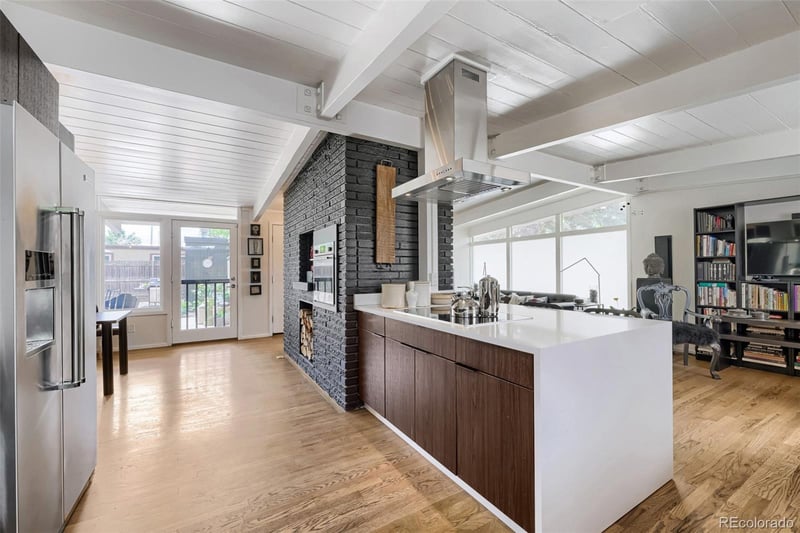 1860 S Holly St, Denver, CO 80222