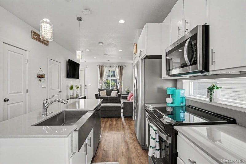 18262 E 49th Pl, Denver, CO 80249