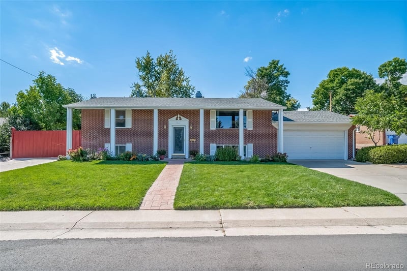 5247 Mabre Ct, Littleton, CO 80123