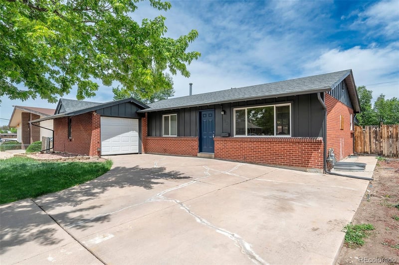 30 Ames St, Lakewood, CO 80226