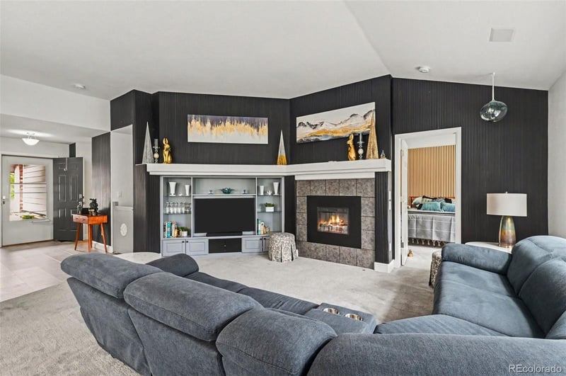 7858 Zante Ct, Aurora, CO 80016