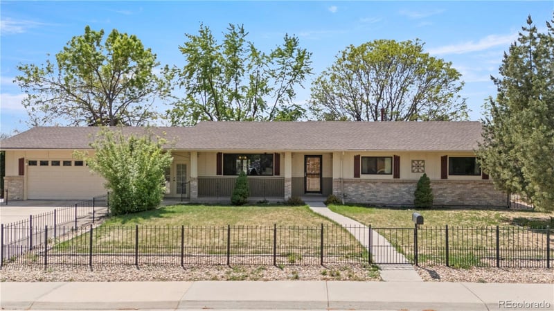 10152 70th Dr, Arvada, CO 80004