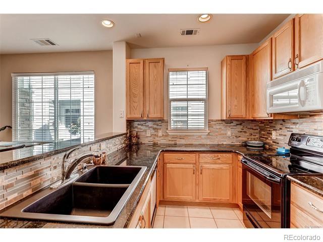 1379 Carlyle Park Cir, Highlands Ranch, CO 80129