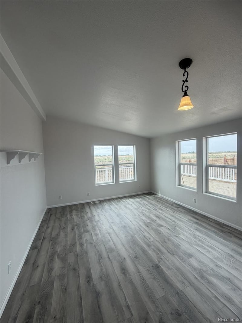 5511 Ridgetop Ct, Alamosa, CO 81101