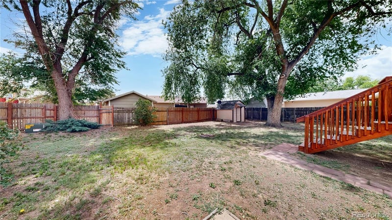 1002 Longview Dr, Fort Lupton, CO 80621