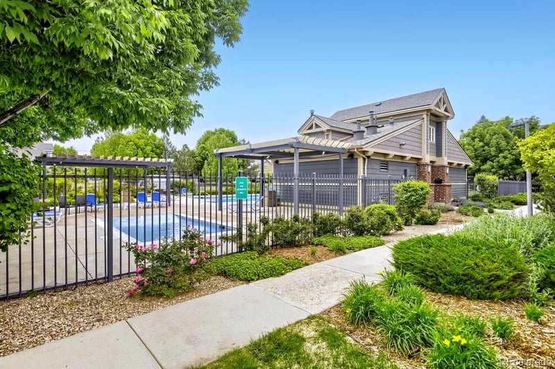 804 Summer Hawk Dr #5207, Longmont, CO 80504