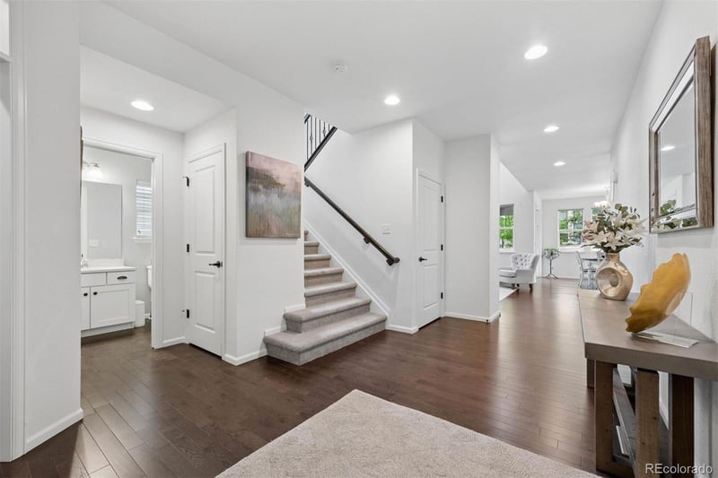 2118 S Teller Ct, Lakewood, CO 80227