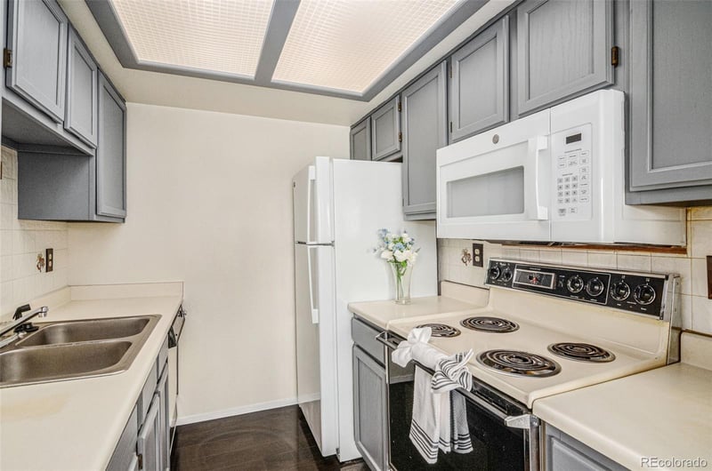 19192 Wyoming Pl #105, Aurora, CO 80017