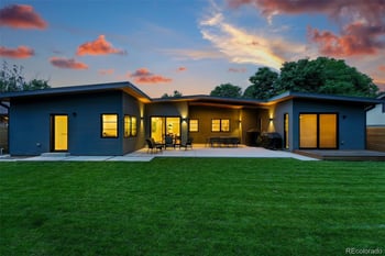 3010 Franklin St, Denver, CO 80210