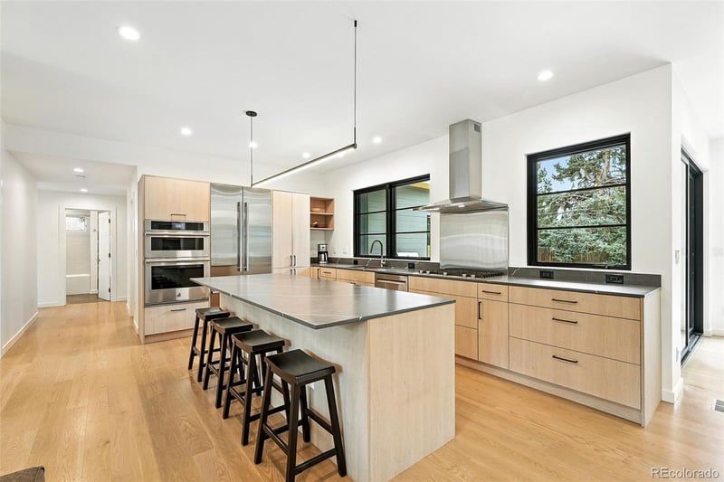 3010 S Franklin St, Denver, CO 80210