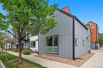 1052 Depew St, Lakewood, CO 80214