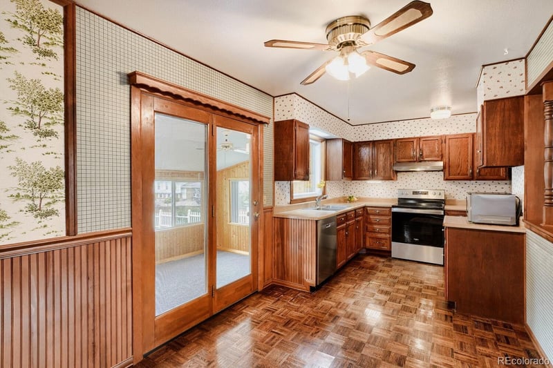 1451 Norfolk St, Aurora, CO 80017