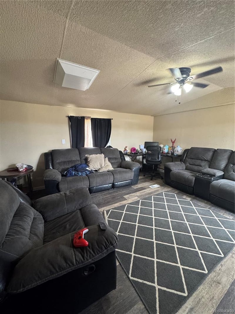2 Sage Ct, Florence, CO 81226