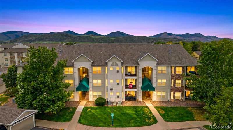 5667 Urban St #201, Littleton, CO 80127