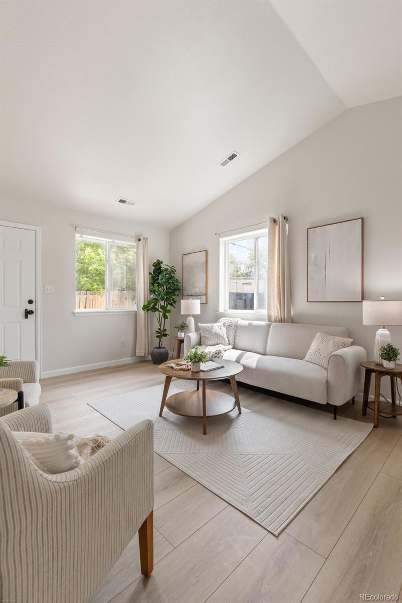 879 Newton St, Denver, CO 80219