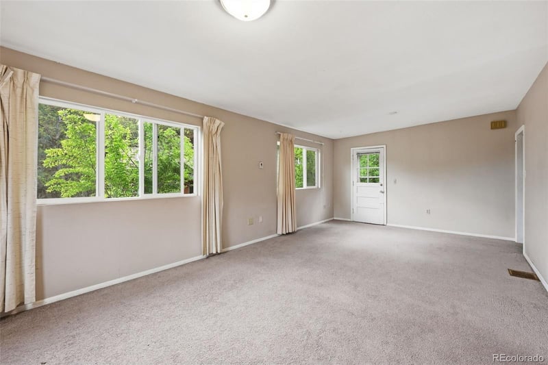 68 Minnehaha Ave, Manitou Springs, CO 80829