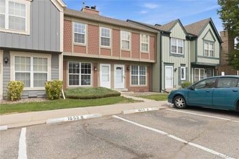 1653 S Blackhawk Way #B, Aurora, CO 80012