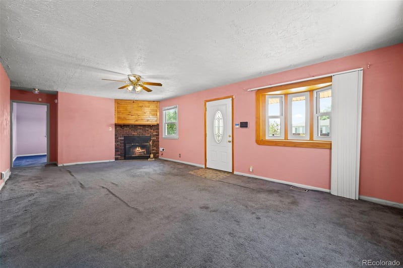 9261 Anderson St, Thornton, CO 80229
