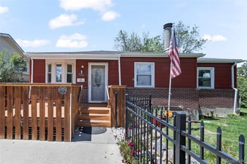 9261 Anderson St, Thornton, CO 80229