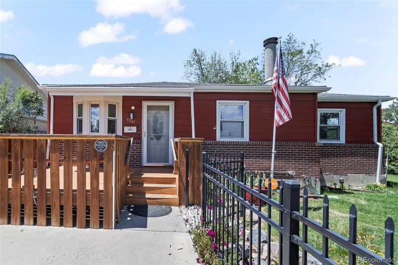 9261 Anderson St, Thornton, CO 80229