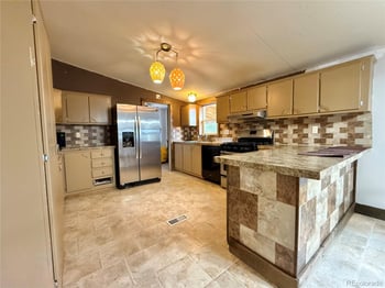 94 Palmer Ave, Poncha Springs, CO 81242