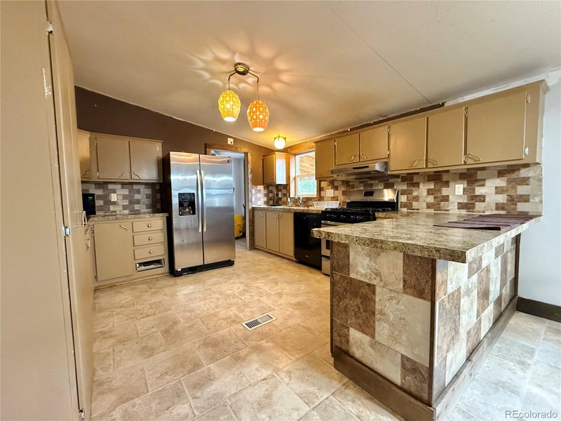 94 Palmer Ave, Poncha Springs, CO 81242
