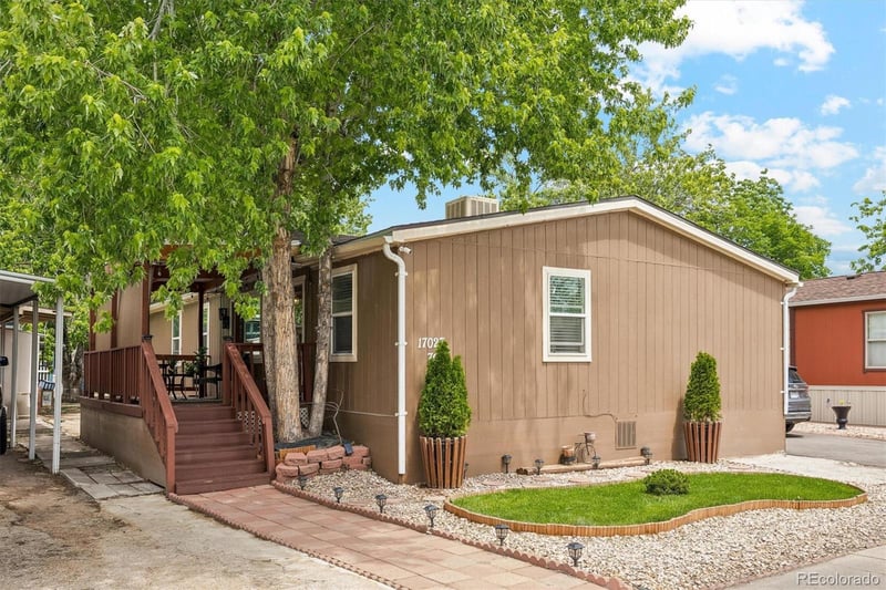 17027 Coolidge Pl, Aurora, CO 80011
