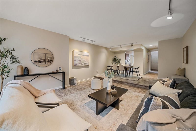162 Jackson St, Denver, CO 80209