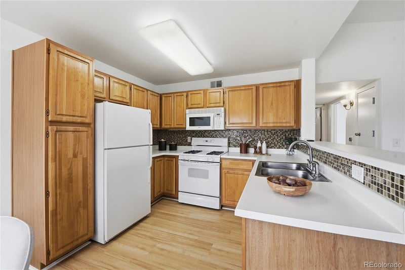 1010 Opal St #204, Broomfield, CO 80020