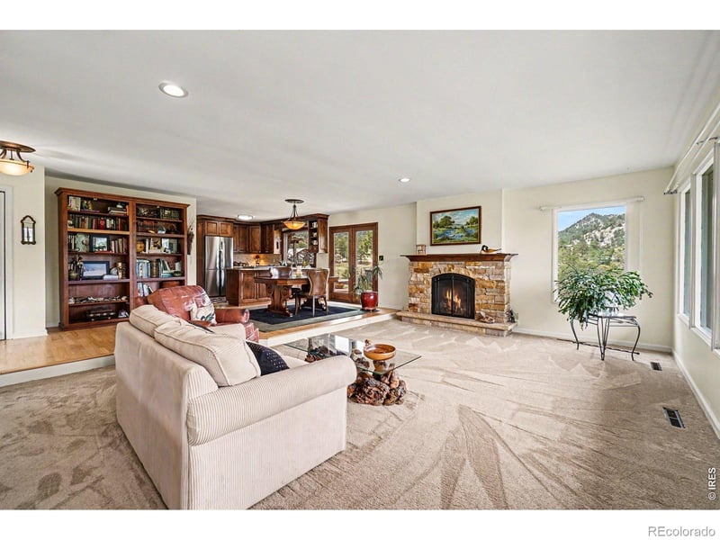 239 Estes Park Estates Dr, Lyons, CO 80540