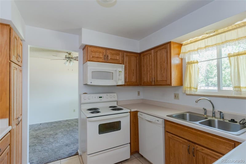 8937 Woodard Dr, Lakewood, CO 80227