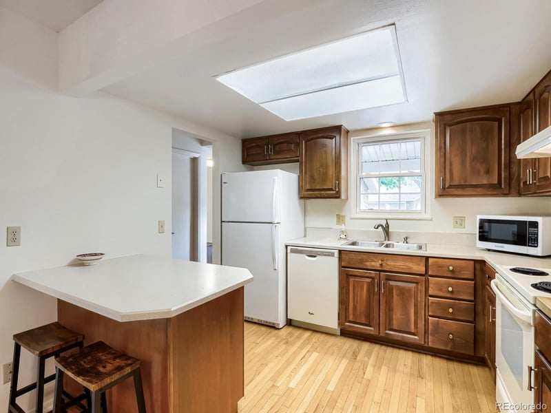 3292 Heather Gardens Way, Aurora, CO 80014