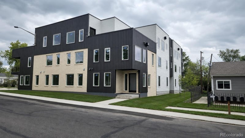 1576 Kendall St, Lakewood, CO 80214