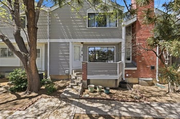 138 Nome St, Aurora, CO 80012
