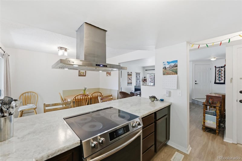 138 Nome St, Aurora, CO 80012